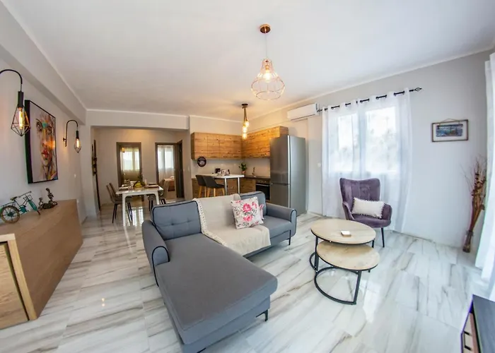 Apartament Lydia's Mármaron