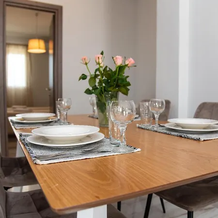 Apartament Lydia's *